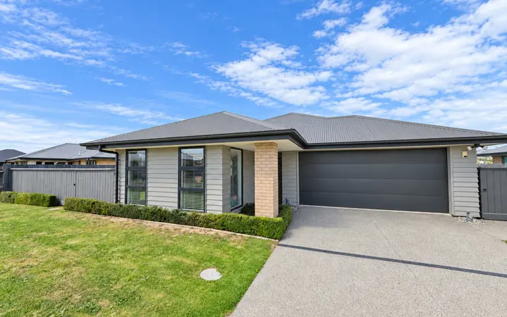 16 Maitland Crescent image