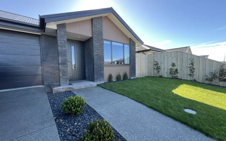 47 Crossley Ave image