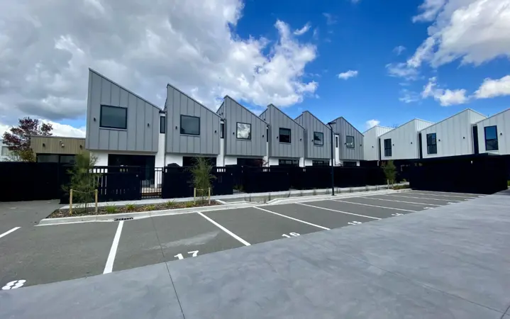 15/314 Worcester Street image