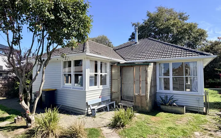 29 Uxbridge Street image