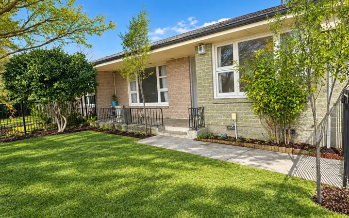 2/98 Bealey Ave image