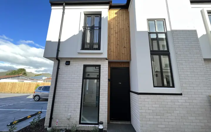 2/16 Rutherford Street image