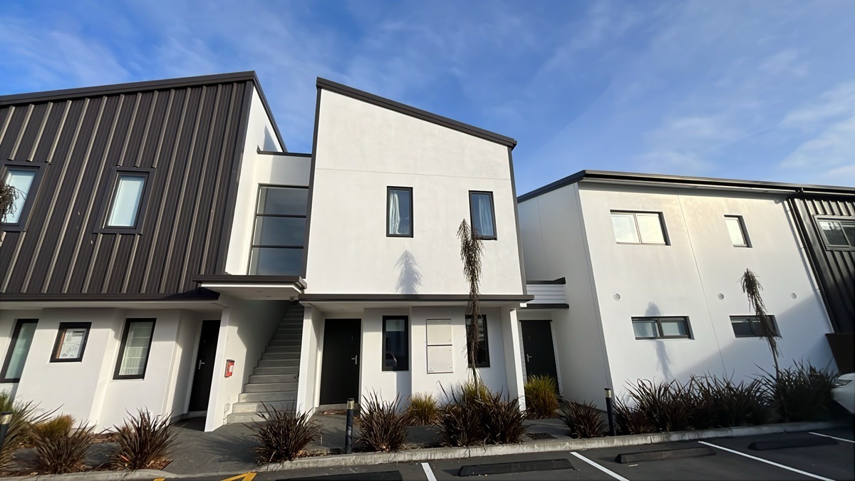 4/69  Suva Street image