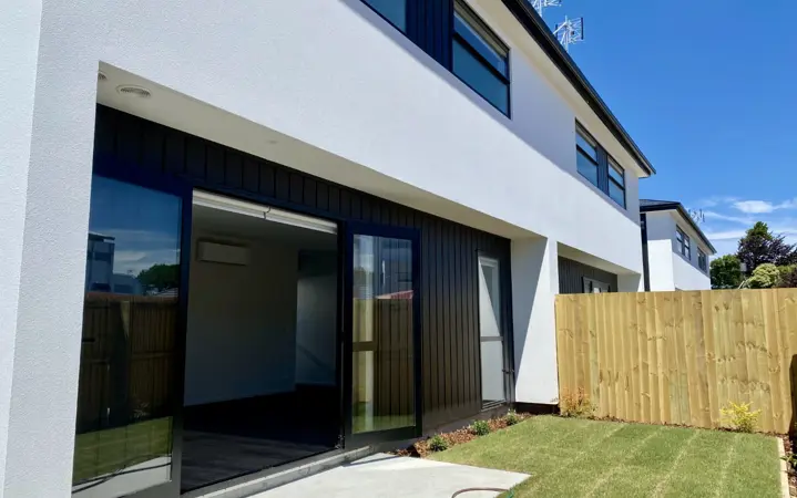 8/32  Heywood Terrace image