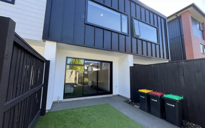 4/361  Madras Street image