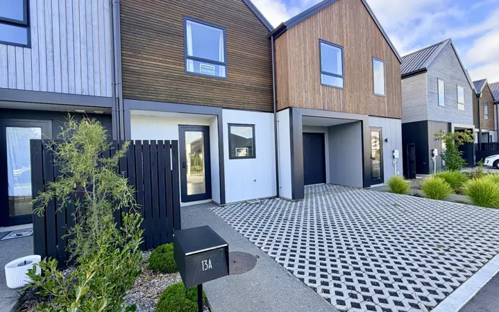 13A Malaga Crescent image