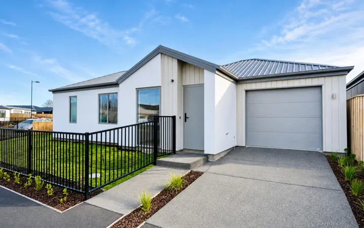 22 Chrysolite Place image