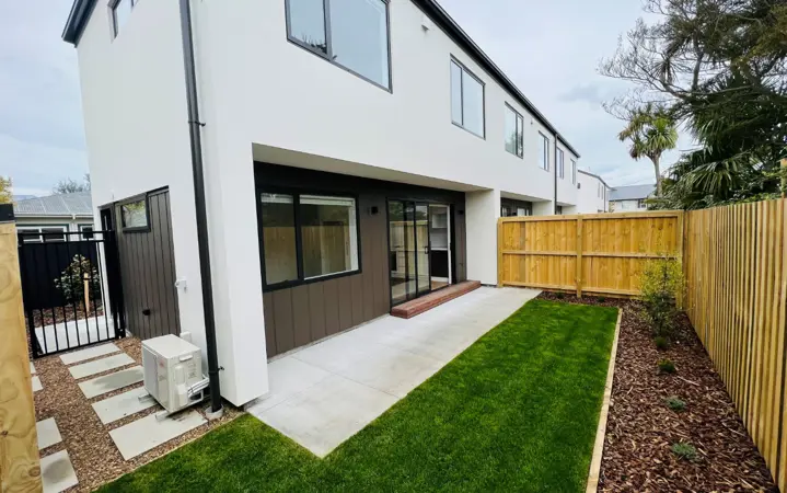 505 Durham Street North image