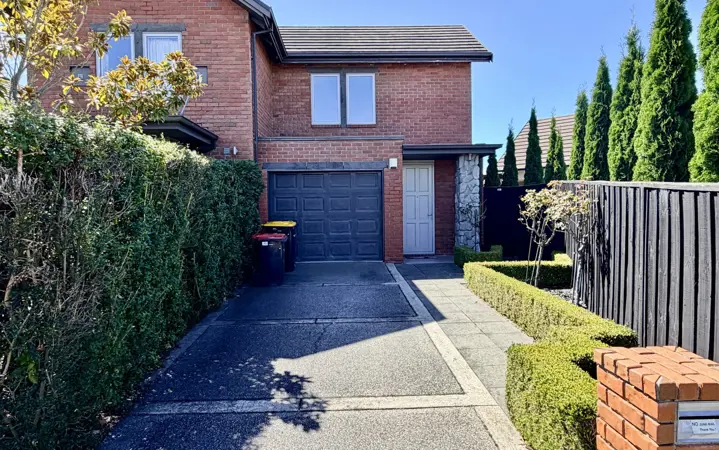 27 Henley Green image