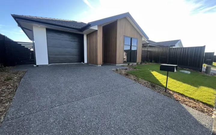 15 Lintott Street image